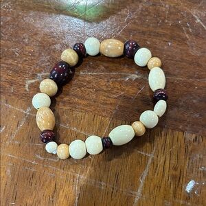 Hand made Elegant wooden Beaded Bracelet - Cream and Brown